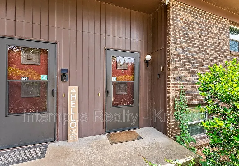 8738 Gleason Dr — Photo 5
