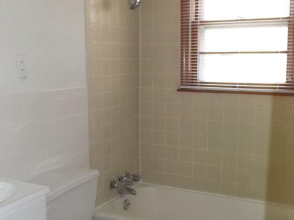 2nd image of 3631 Washington Ave
