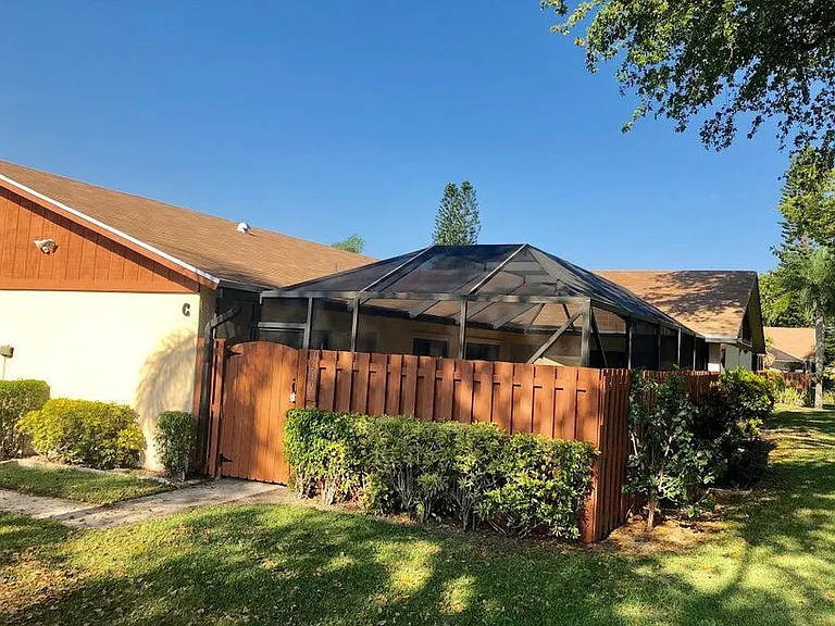 1230 Summit Place Cir #C — Photo 1
