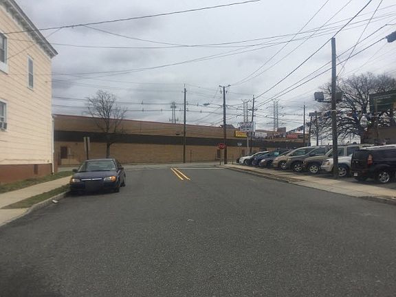 5th image of 11 Carmer Ave