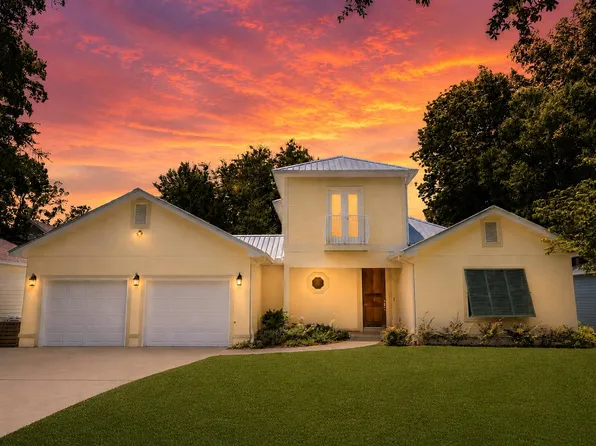 68 S Blue Heron Dr, Santa Rosa Beach, FL 32459