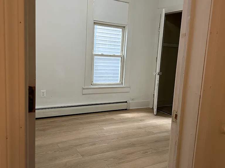 186 James St #1 — Photo 10