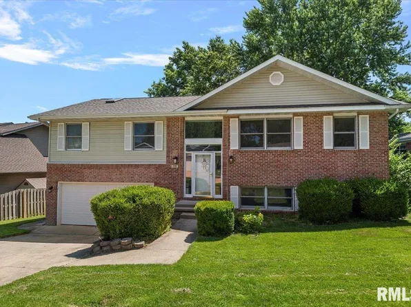 42 Royal Rd, Springfield, IL 62702