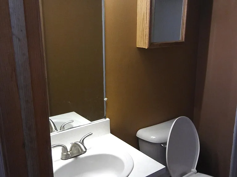 2100 Newburgh Dr — Photo 15