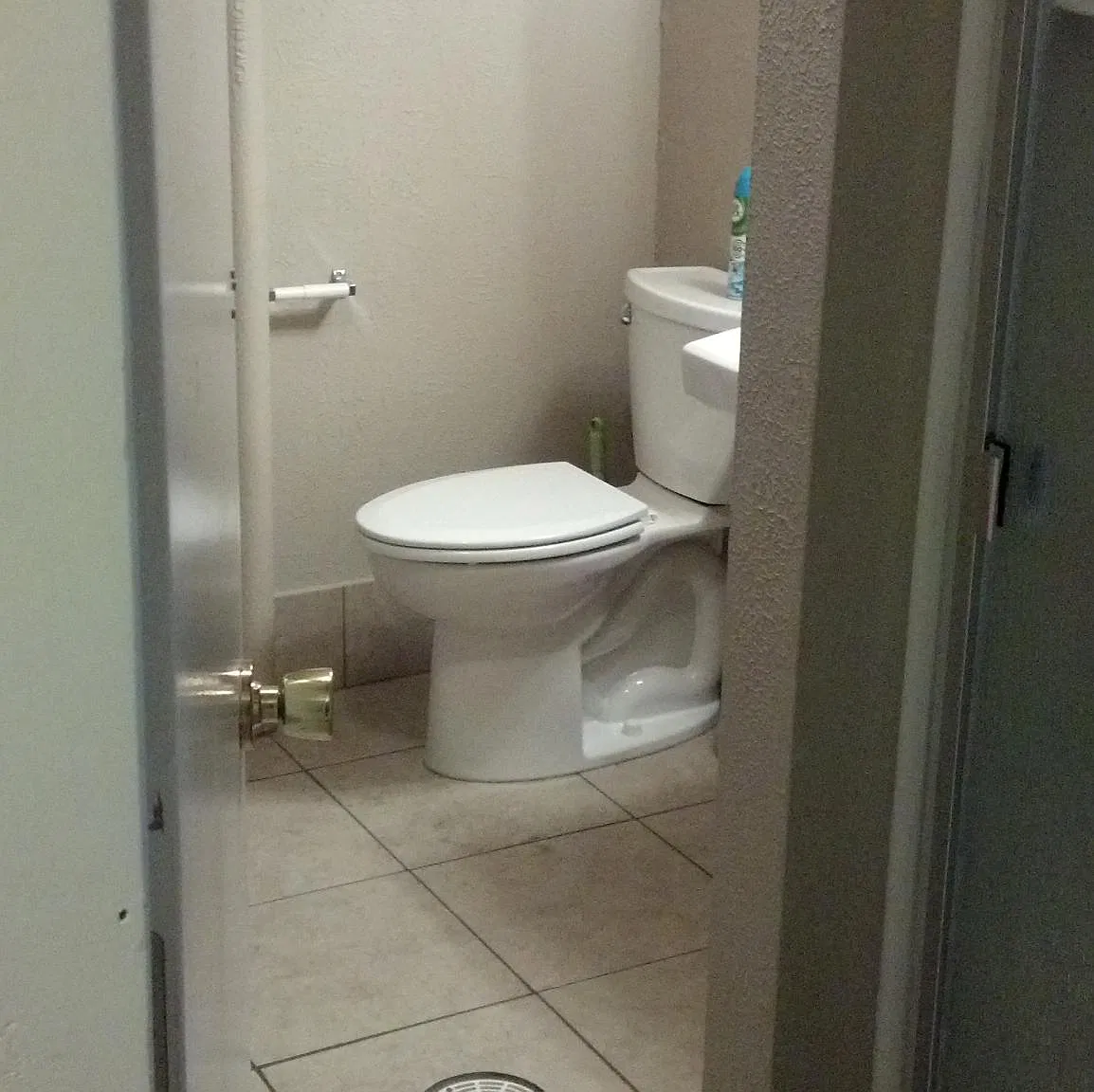 Studio, 150 sqft, $400 — Photo 4