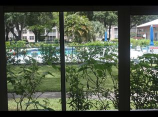 2601 NW 48th Ter APT 142, Lauderdale Lakes, FL 33313