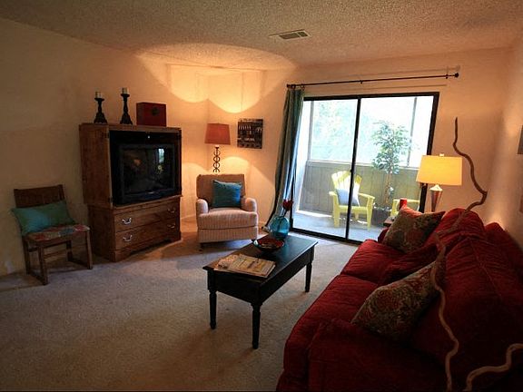 Spacious Living Area