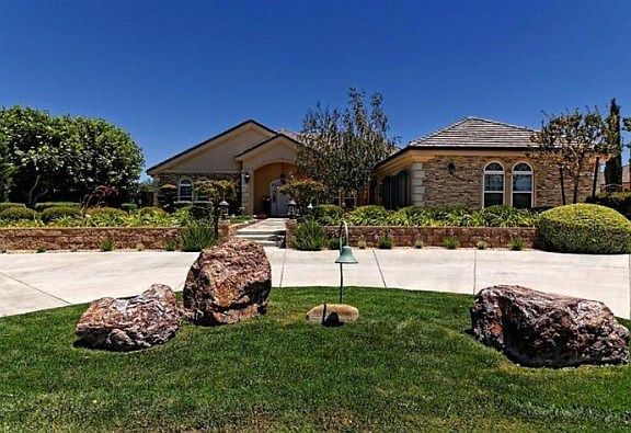 4th image of 12951 Galewood Dr