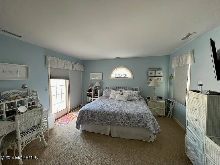 980 Barnegat Ln — Photo 20