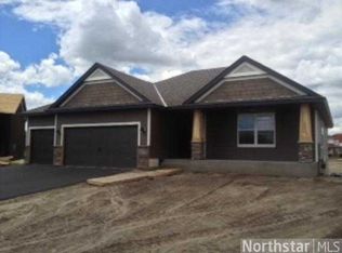 7349 Lamont Cir NE, Albertville, MN 55301