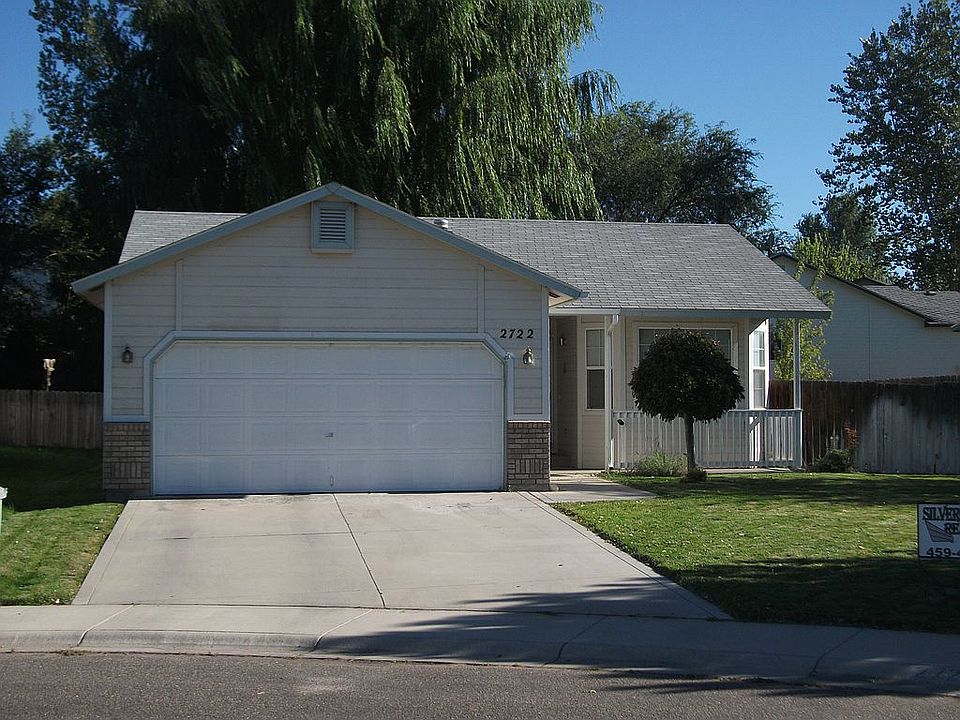1st image of 2722 Fox Ct