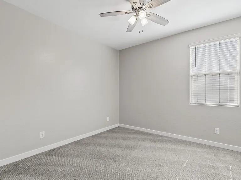 1154 E Thompson Way — Photo 24