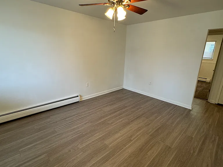 704 E Myrtle St #704 — Photo 8