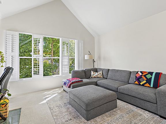 5th image of 1710 S Harbor Way Unit 401