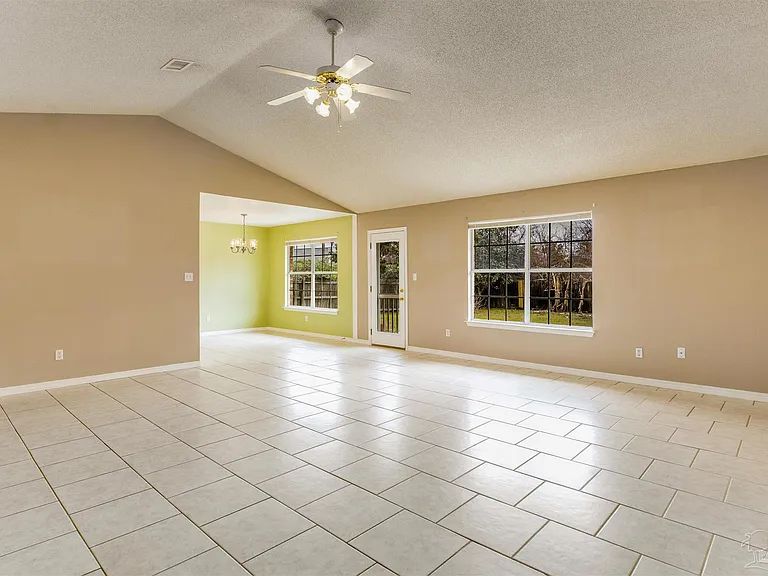 1545 Kitty Hawk Dr — Photo 5