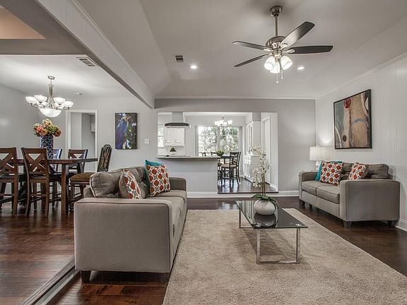 3rd image of 801 Serenade Ln