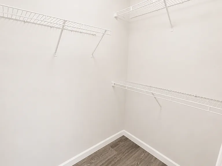 9277 Grove Manor Dr — Photo 5