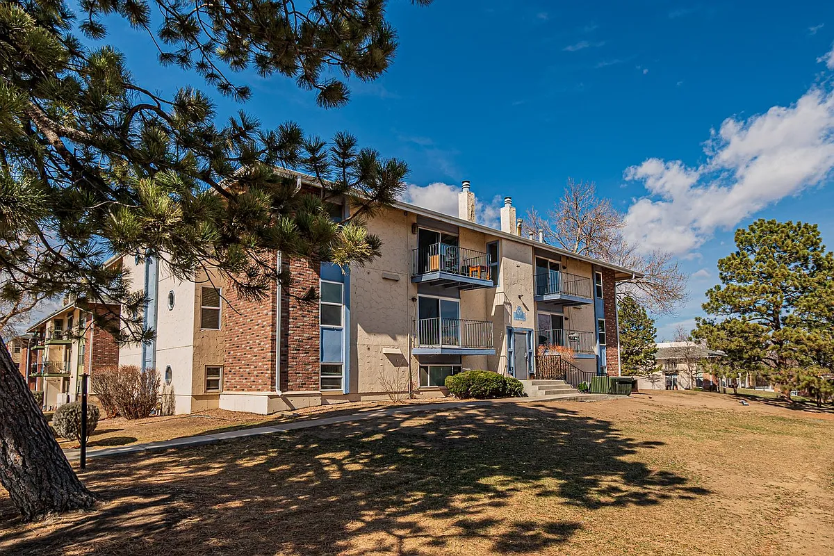 Building Photo - 12141 Melody Dr #301