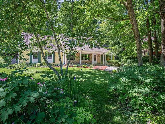 2nd image of 5825 Osmundsen Ct