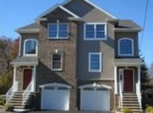 34 Wanamaker Ave, Waldwick, NJ 07463