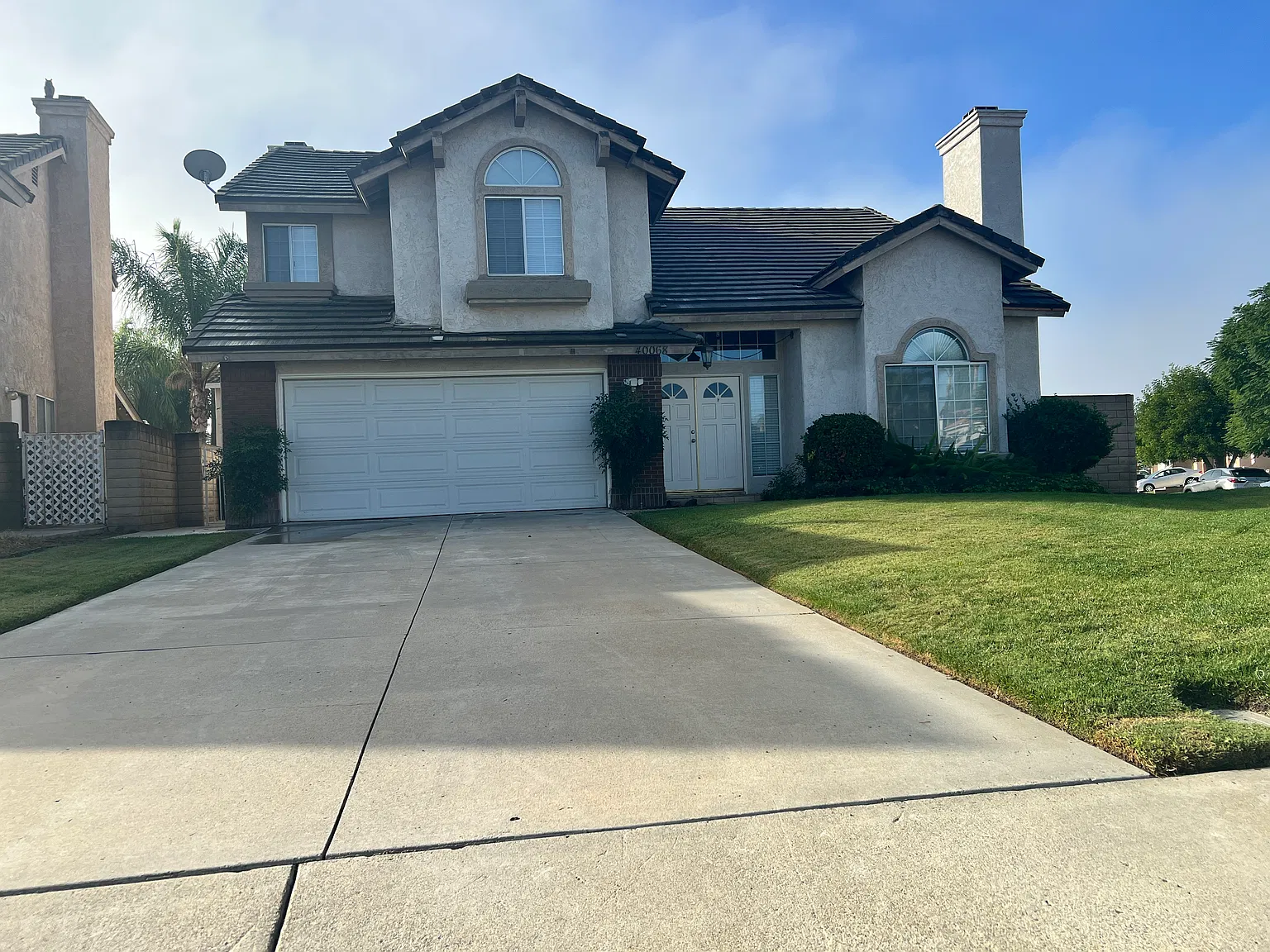 4 bed, 2160 sqft, $3,400 — Photo 1
