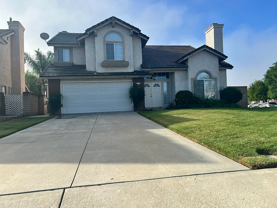 40068 Milkwood Ln