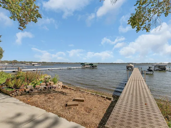 11335 Hubert Ln, Cold Spring, MN 56320