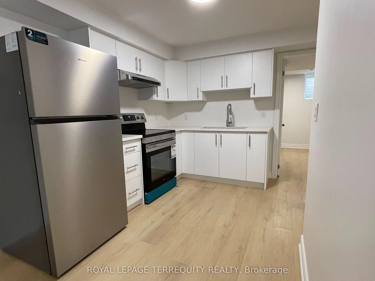 2 bed, $1,749 — Photo 2