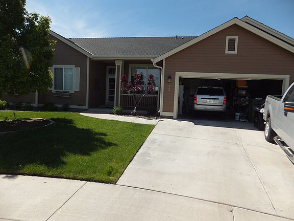 2nd image of 757 Raab Ct
