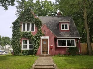 421 N 4th St, Niles, MI 49120