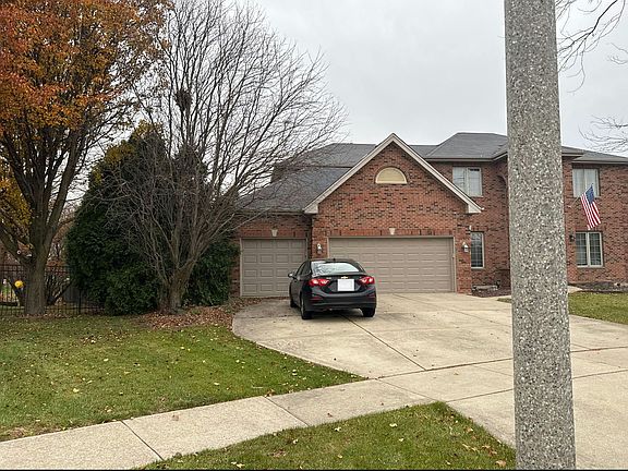 3rd image of 770 Moon Vista Ct