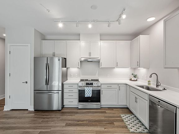 2nd image of 610 Trent Dr Unit 306