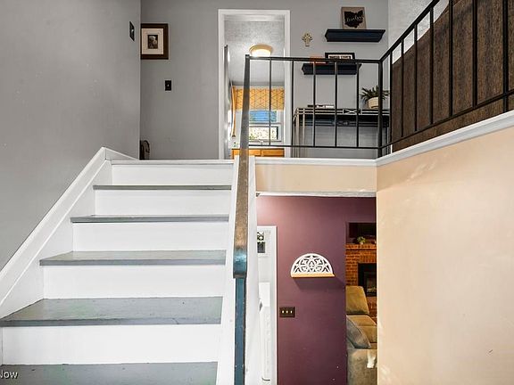 3rd image of 6488 Rosebelle Ave
