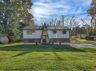 102 S Vacation Dr, Wappingers Falls, NY