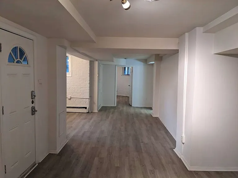 2300 19th St NW #7 — Photo 3