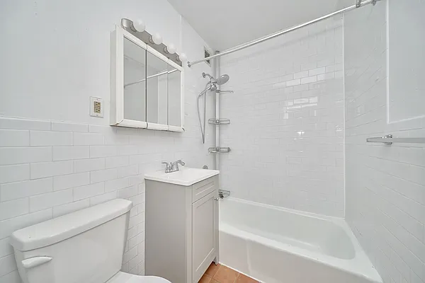 Rented by Living New York | media 9