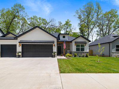 1178 N Douglas Avenue, Republic, MO, 65738