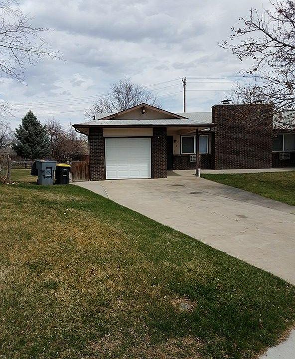 single car garage