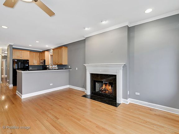 4th image of 3741 N Clifton Ave #2