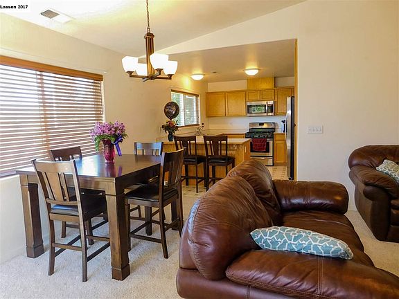4th image of 600 Valley Vista Way
