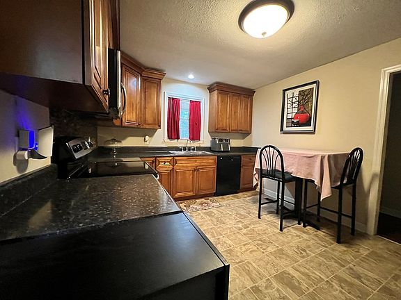 5th image of 1314 Drew Ave