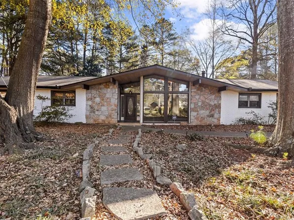 2678 Hummingbird Dr NW, Duluth, GA 30096