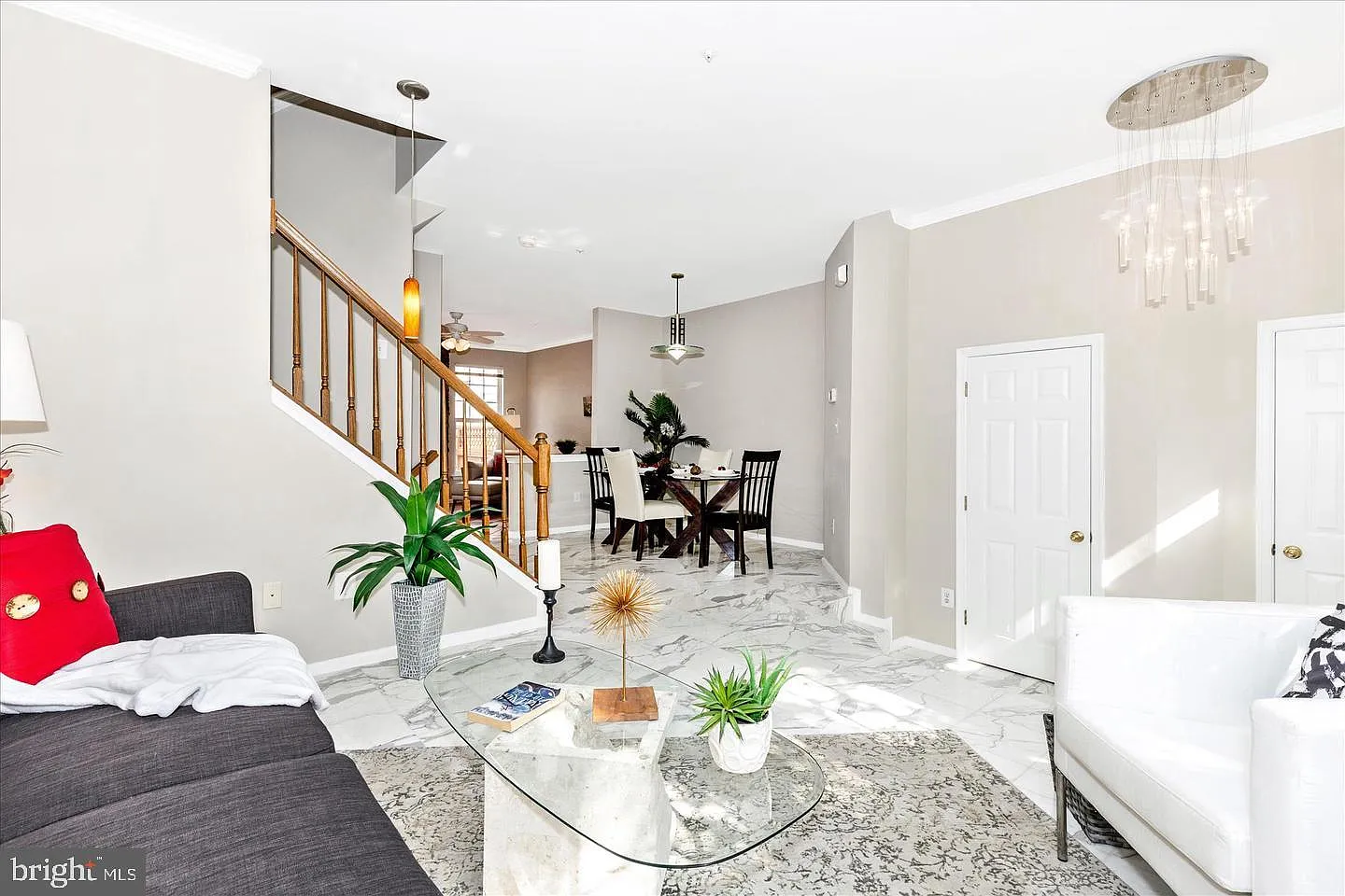 3 bed, 2.5 bath, 1760 sqft, $3,195 — Photo 3