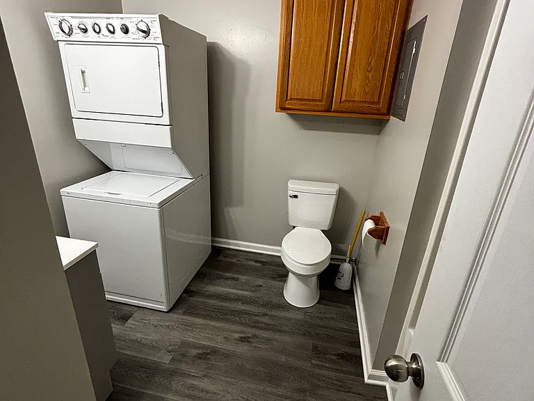 609 E McPherson St #B — Photo 4