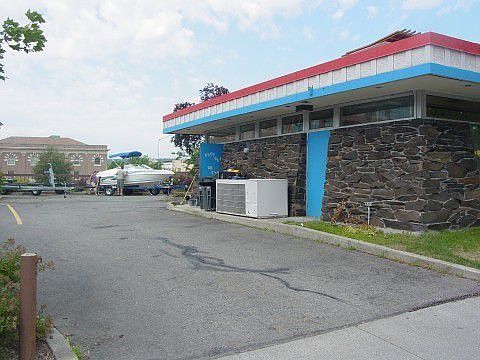 South Side Access into the Back of the Bldg