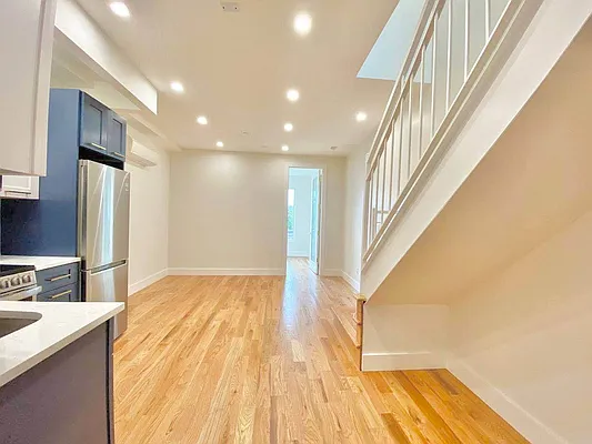 Rented by Doorway NYC, LLC | media 16