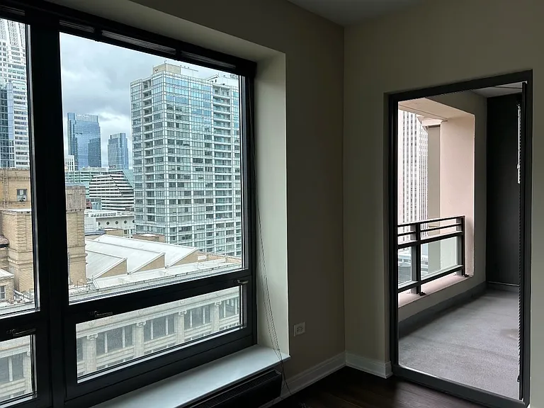130 N Garland Ct #2408 — Photo 8