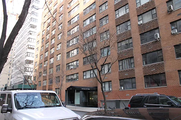 Rented by Solil Management | media 7