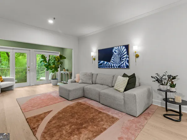 2865 Lenox Rd NE APT 302, Atlanta, GA 30324