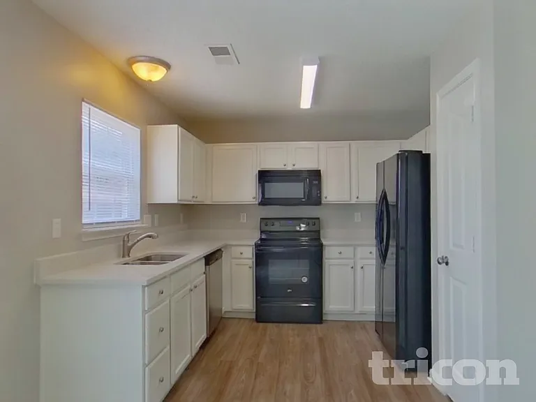 12724 Deaton Hill Dr — Photo 6